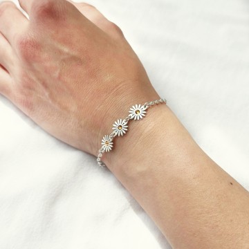 1 gouden armband drie madeliefjes geboortestenen