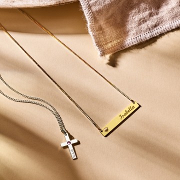 1 gouden bar naamketting met hartje