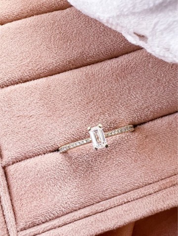 1 ring geelgoud briljant 0 42 crt 26900 nl g