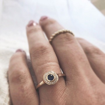 1 ring geelgoud briljant saffier 20004 nl g