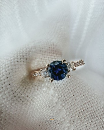 1 ring geelgoud briljant saffier 26347 nl g