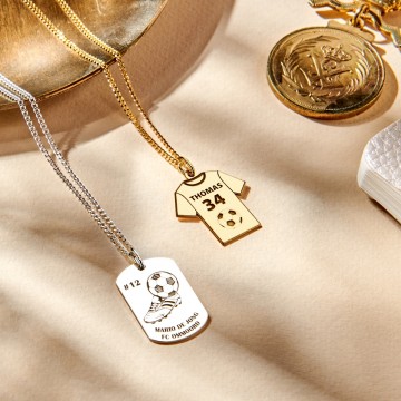 1 sporthanger voetbalshirt goud