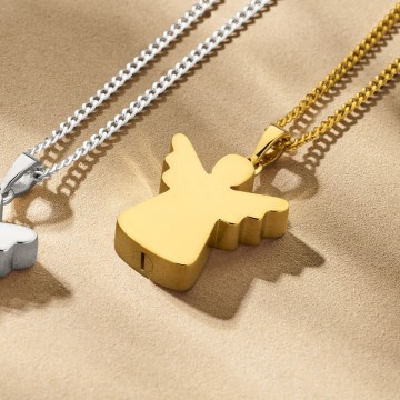 2 gouden ashanger in vorm van een engel