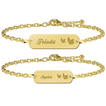 Gouden moederdochterarmband bar met naam en vlinders