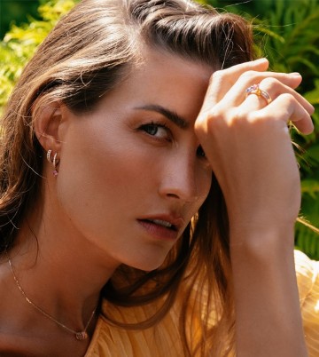 Oorringen geelgoud briljant 0 28 crt 30971 nl g