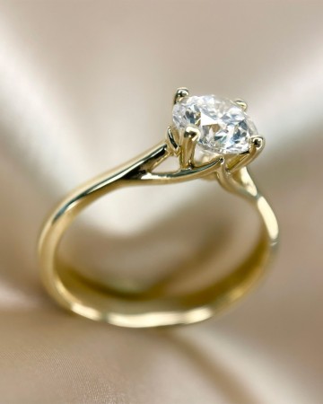 Ring geelgoud briljant lab 1 00 crt 32005 nl g